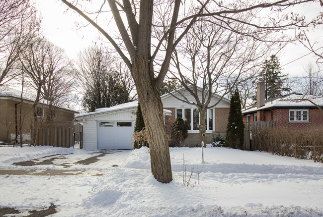 3 Scotchdale Avenue - Scarborough Ontario - Toronto - Eglington East - Woburn / Cedarbrae Area.