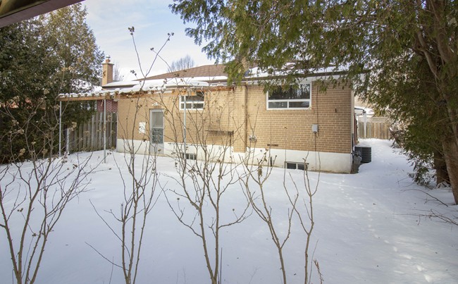 3 Scotchdale Avenue - Scarborough Ontario - Toronto - Eglington East - Woburn / Cedarbrae Area.