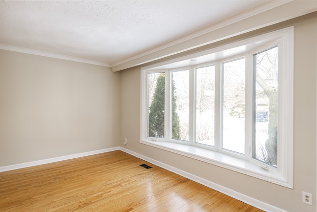 3 Scotchdale Avenue - Scarborough Ontario - Toronto - Eglington East - Woburn / Cedarbrae Area.